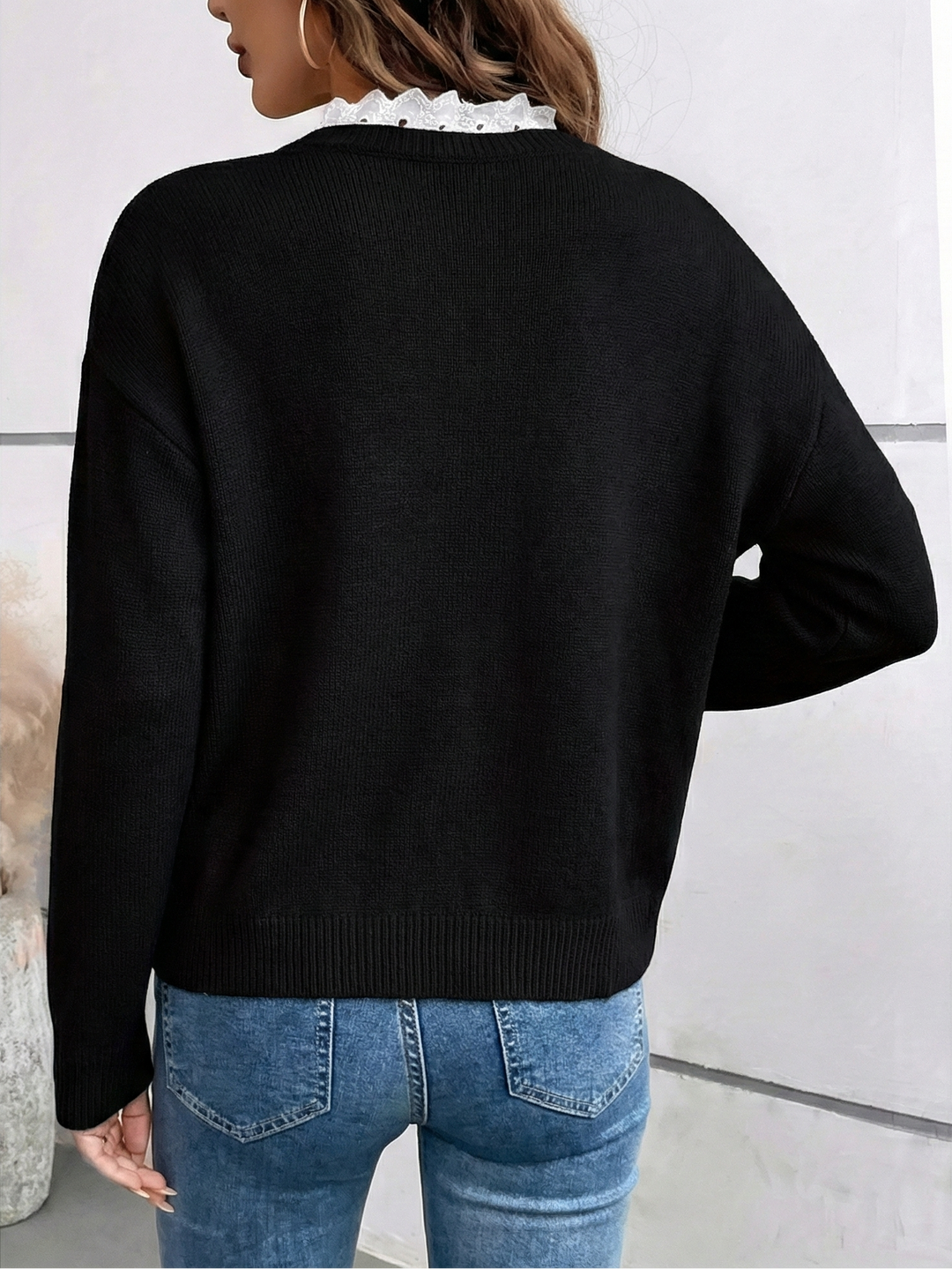 Elicera Lace Collar Knit Blouse