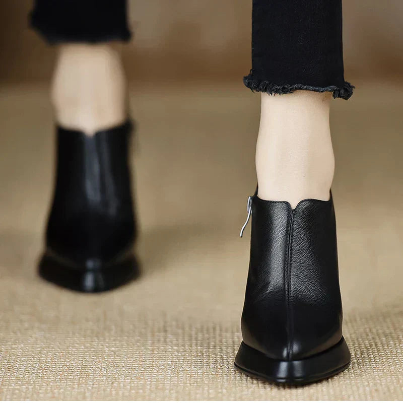 Elowira Stylish Pumps