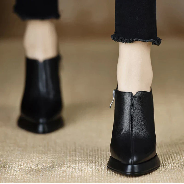 Elowira Stylish Pumps