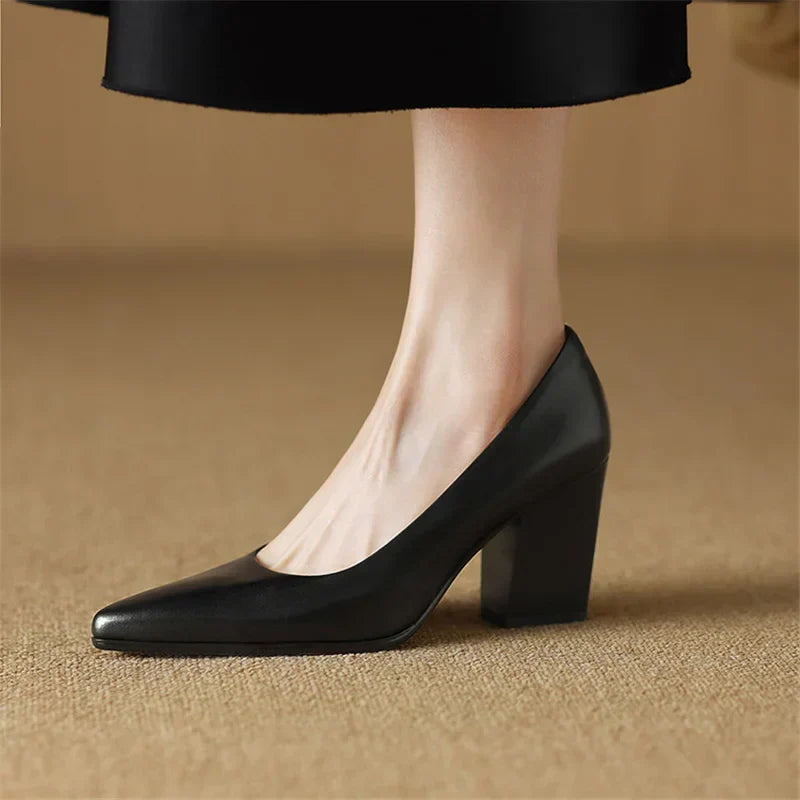 Roselle Elegant Pumps