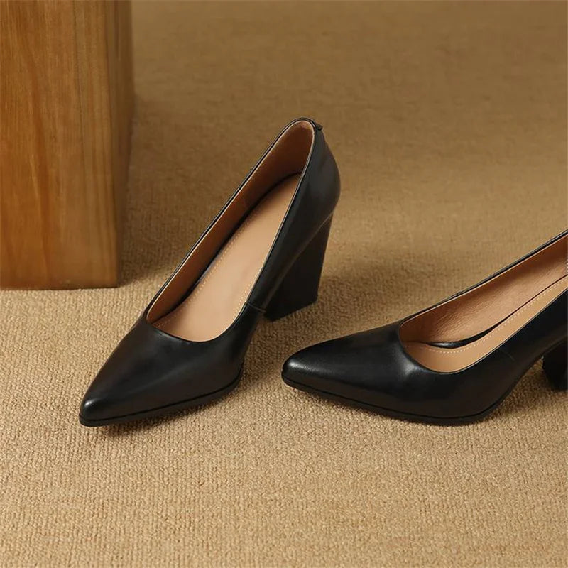 Roselle Elegant Pumps