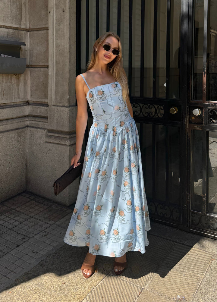 Alessia Bloom Midi Dress – Soft Blue Floral