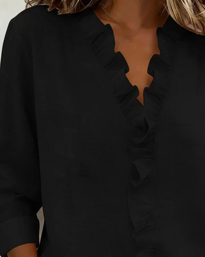 Indiene Blouse - Ruffles, V-Neck and Long Sleeves